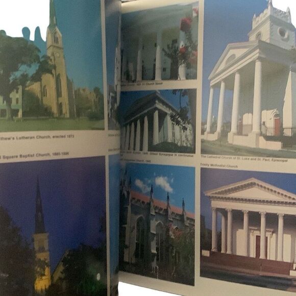 BOOK Charleston South Carolina And Surrounding Barrier Island Tourist Informatio - Picture 3 of 10